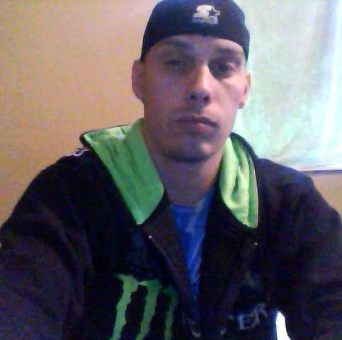 Daniel Torres Photo 27