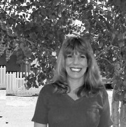 Kelly Sweeney Photo 14