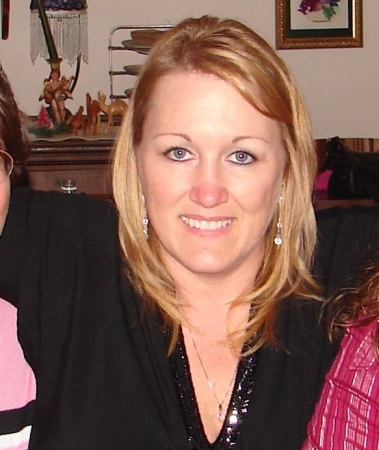Laurie Brooks Photo 10