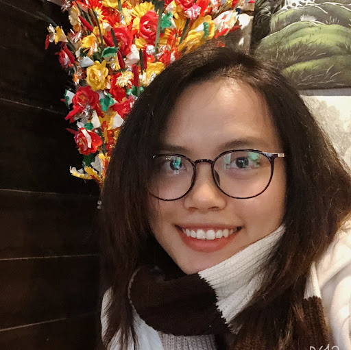 Linh Phan Photo 16