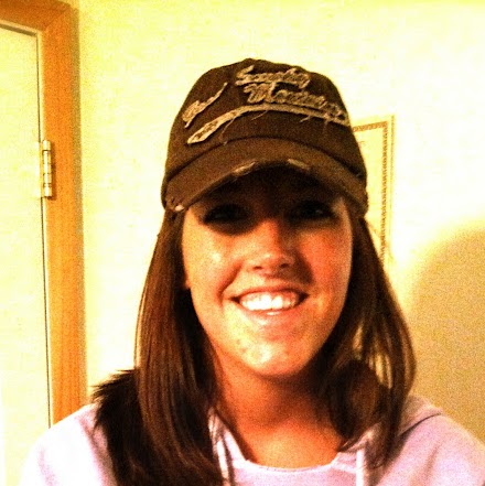Amanda Foust Photo 6