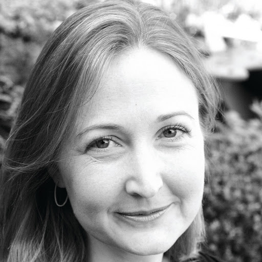 Susan Myers Photo 37