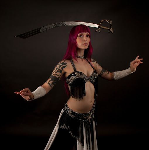 Nicole Edge Photo 6