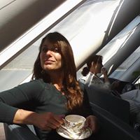 Jennifer Coltrin Photo 6