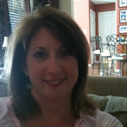 Julie Mills Photo 27