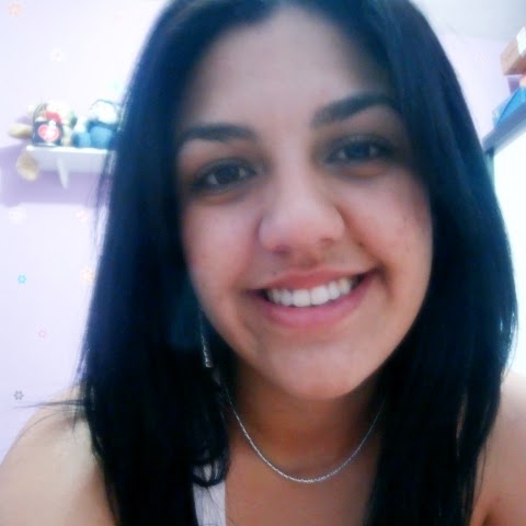 Leticia Flores Photo 6