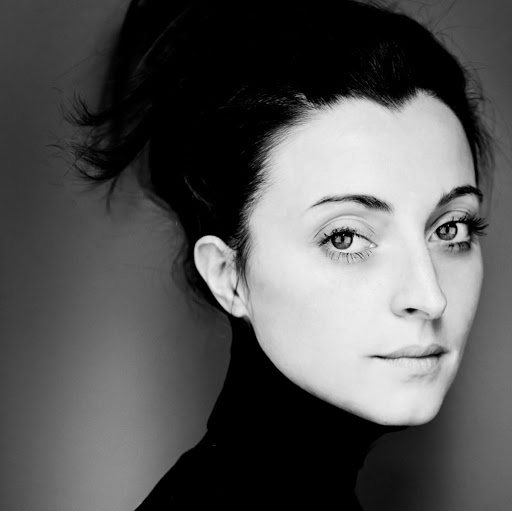 Francesca Esposito Photo 6