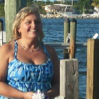 Julia Weems Photo 13