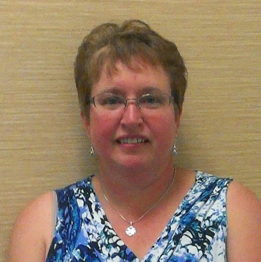Lisa Bray Photo 32