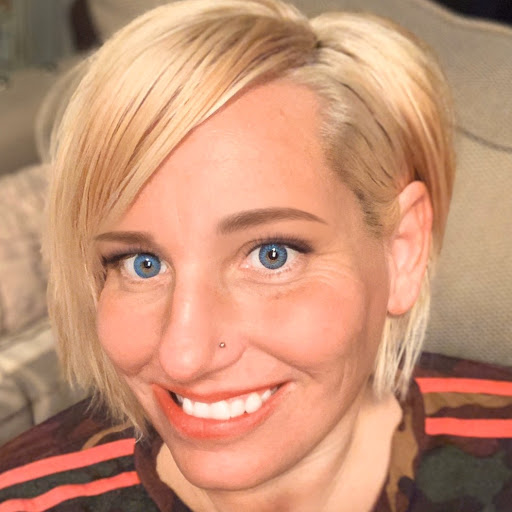 Angela Wood Photo 22