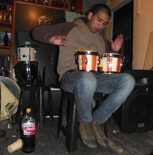 Roberto Gonzales Photo 17