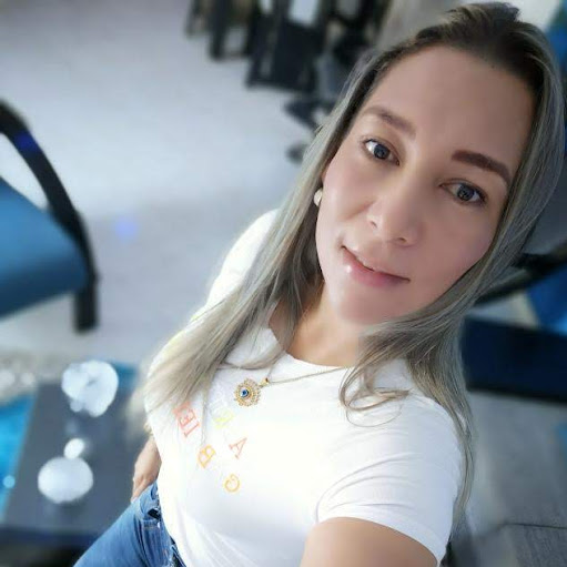 Aracelis Martinez Photo 25