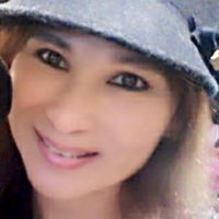 Julia Wong Photo 46