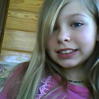 Sarah Layne Photo 8