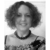 Marie Hudson Photo 14