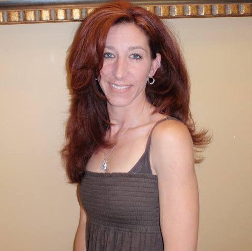 Gail Thompson Photo 25