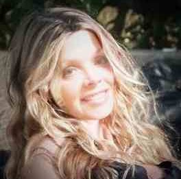 Jamie Curry Photo 8