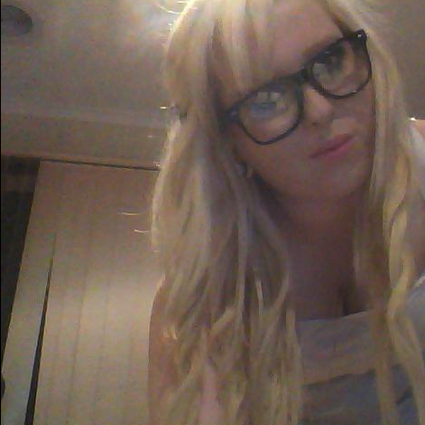 Amelia Brown Photo 31