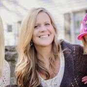 Amanda Blevins Photo 33