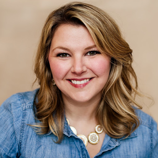 Nicole Mclaughlin Photo 18