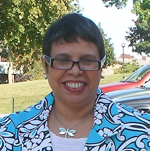 Carmen Morales Photo 13