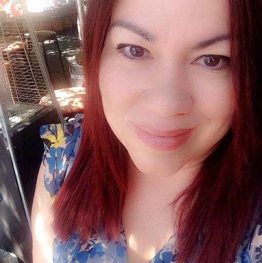 Elizabeth Ruiz Photo 32