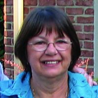 Mary Bennett Photo 14