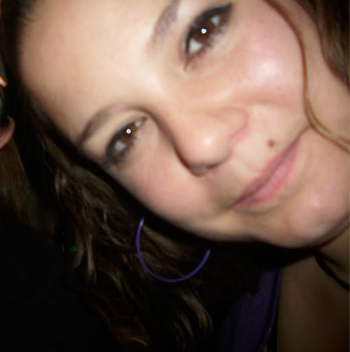 Julie Morales Photo 5