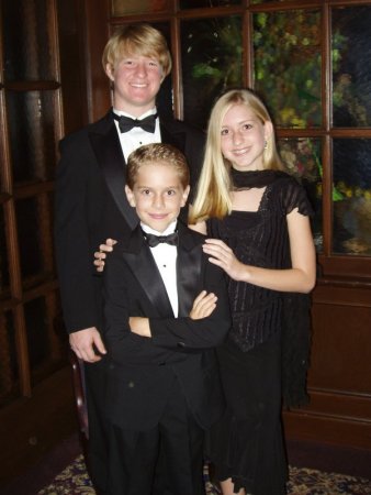 Debbie Bradford Photo 38