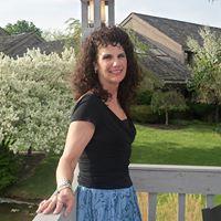 Deborah Griggs Photo 24