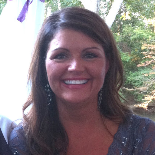 Lisa Howard Photo 45