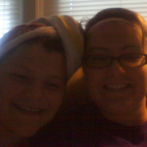 Michelle Knight Photo 28