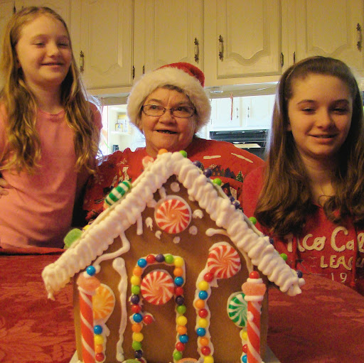 Marcia Calhoun Photo 9