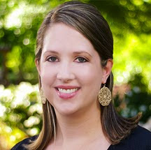 Jennifer Dennis Photo 9