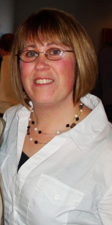 Laura Robbins Photo 38