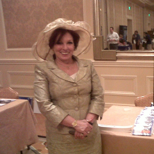 Debbie Griffin Photo 33