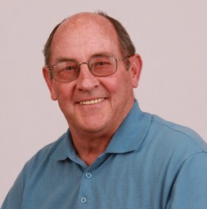 Dennis Devine Photo 31