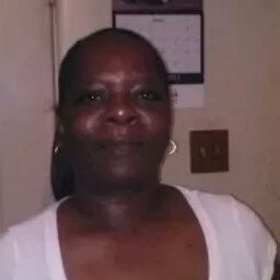 Shirley Tucker Photo 20