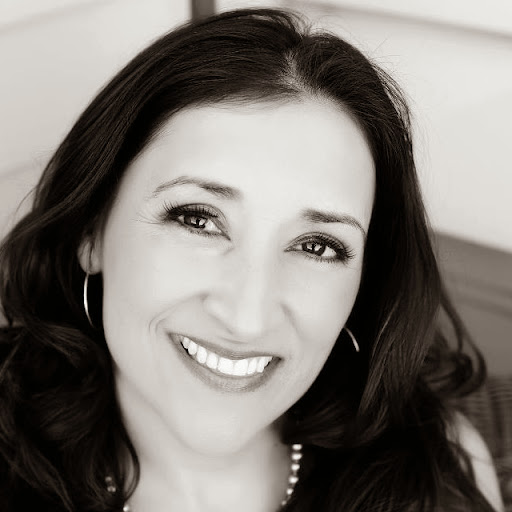Maria Long Photo 10