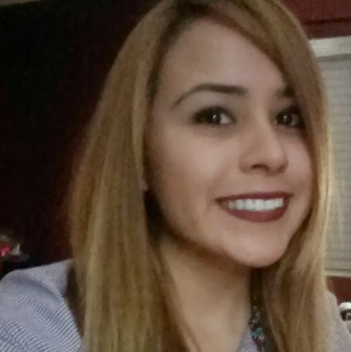 Kelly Espinoza Photo 39