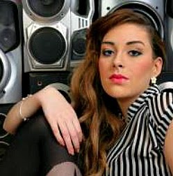 Beth Briggs Photo 32