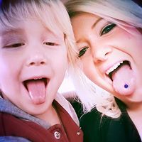 Elizabeth Parson Photo 29