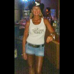 Sandra Robinson Photo 29
