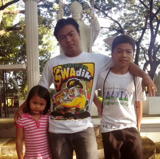 Glenn Fernandez Photo 13