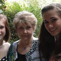 Rita Bond Photo 24