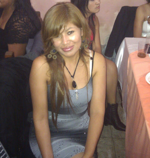 Tania Fuentes Photo 14