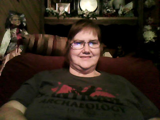 Sue Maxwell Photo 33