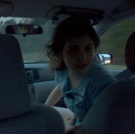 Sarah Hirsch Photo 18