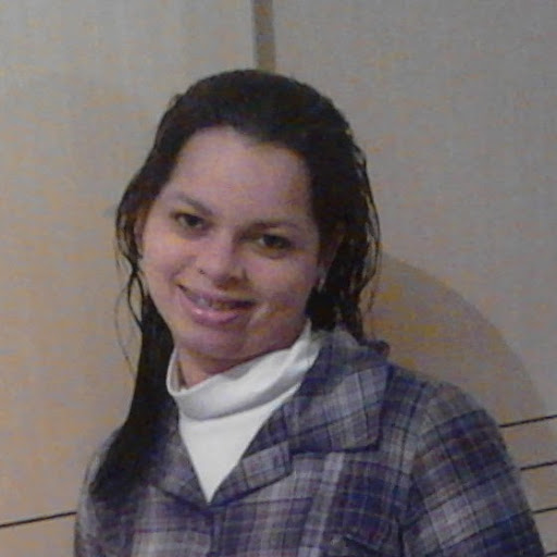 Michelle Silva Photo 17