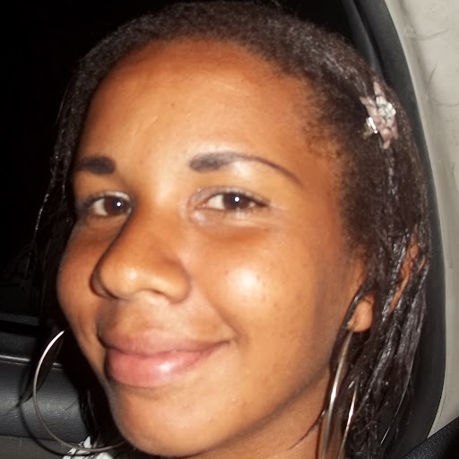 Kelly Amaral Photo 13